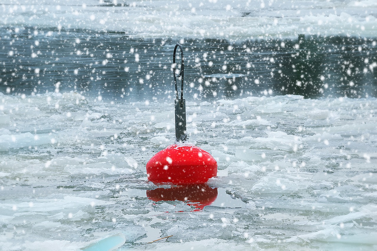 雨雪天气注意事项，安全出行，温暖过冬